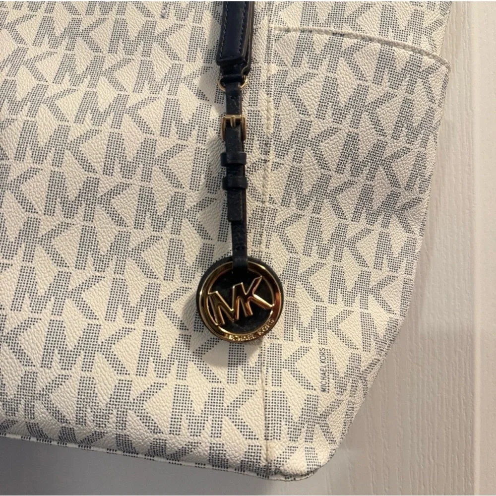 Michael Kors White and Blue  Tote Bag - Picture 3 of 6